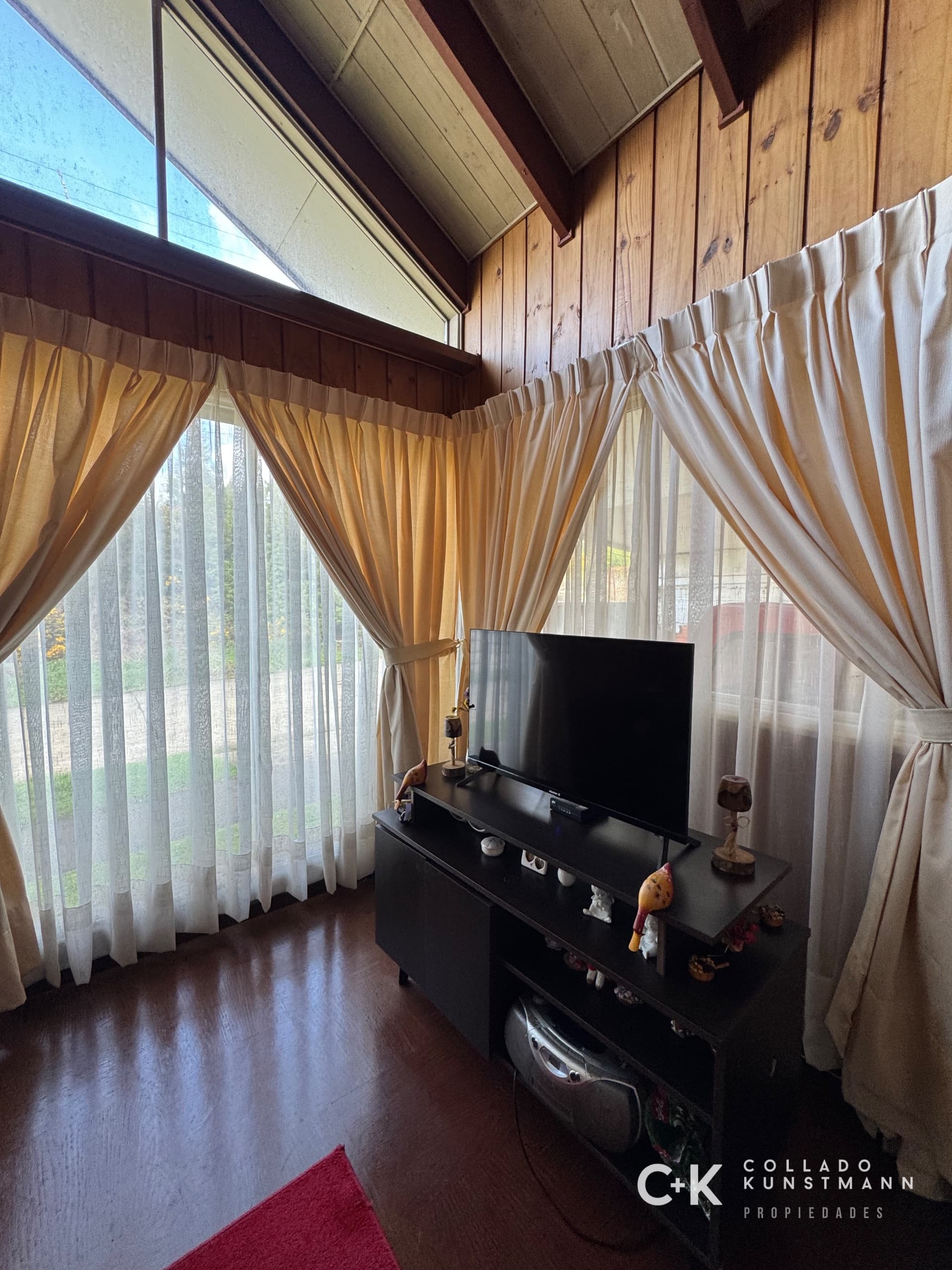 Casa en Venta | Los Álamos, Isla Teja - Imagen 5